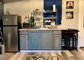 Wine House - Sleeps 6 - Image 5