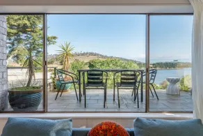 Ulmia Riverfront retreat - Image 4