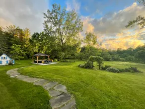 Minutes to Tanglewood with Massive Backyard - Image 4