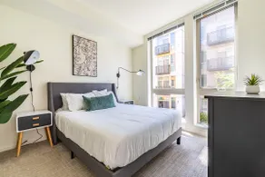 2BR | Gym | Mercer Island | Sophari Isle D - Image 3