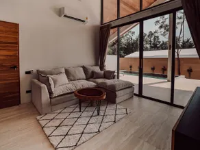 Elegant villa with a sw pool and 5 min walk beach - Image 4