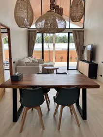 Elegant villa with a sw pool and 5 min walk beach - Image 5