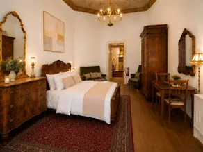 Spacious Vintage 5BR - calm area in Schöneberg - Image 2