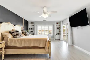 Lakefront Serenity Retreat - Image 5