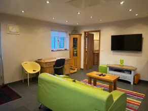 Self-contained 1 bed annexe in semi-rural location - Image 5