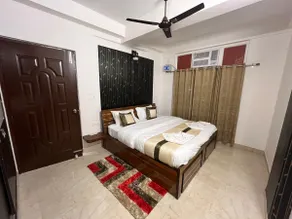 7. Ideal Luxury Stay AC(3BHK) 1600 sq feet. - Image 5