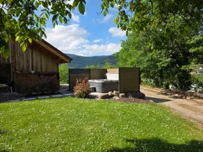 Large 4* SPA Chalet facing the castle - Image 5