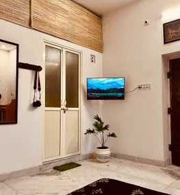 Chandrodaya Studio | Simple, Comfortable & Private - Image 5