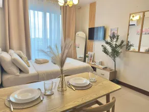Seaview Corner Unit • Balcony • Pool • Near CCLEX - Image 2