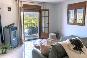 House with a view - Image 5