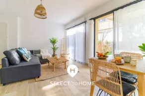 Apartment with private garden by SELECTsoHOME - Image 4