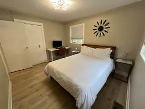 Modern 3BR • Xbox • Sleeps 8 • Near DT + Parking - Image 4