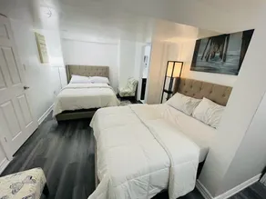Luxury Chic 2BED End Unit in Central Brampton - Image 5