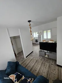 the cozy 3 bedroom townhouse - Image 5