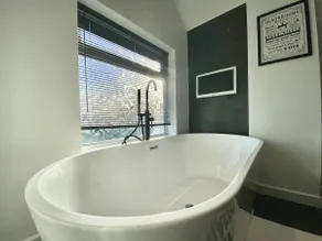Parsons Place - Image 5