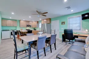 Paulee Suite B_Family Friendly By the Beach - Image 3