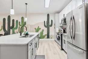 Huge Luxury 2Bdrm |Westgate District - Image 5