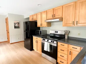 Flying Mountain Apartment - Walk to Acadia Trails! - Image 4