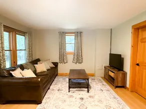 Flying Mountain Apartment - Walk to Acadia Trails! - Image 3