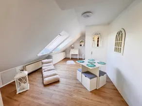 Quiet accommodation for 1- 4.5 people. - Image 2