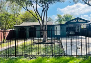 Gated Home in San Antonio just 10min from downtown - Image 2