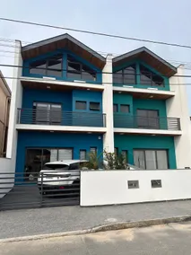 Triplex, modern and sophisticated. 100m from the beach. - Image 2