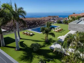 KARAT Villa Atelier de la Vega - Image 4