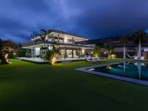 KARAT Villa Atelier de la Vega - Image 2