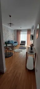 luxury apartment private parking - Image 3