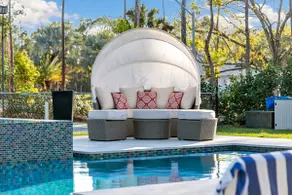 Lux7 BD- 4Bath Villa. Pool-Spa. Pickleball Retreat - Image 3