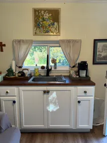 Take It Easy - la petit is located on 1/2 acre - Image 5