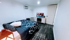La Maison Noir Deux - Image 3