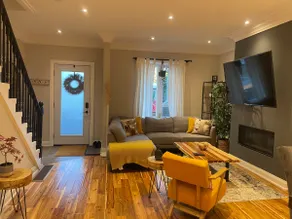 Cozy Cottage Vibes in the City - Image 4