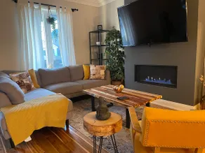 Cozy Cottage Vibes in the City - Image 5