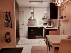 own cottage - Image 5