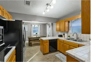3 BR Beautiful Home in the Heart of Conway - Image 4