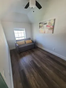 House on Main - Image 3