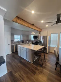 House on Main - Image 5