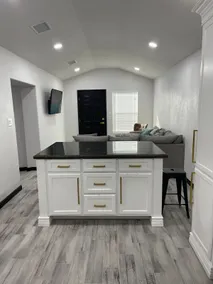 La Casita Blanca on 10th Street - Image 5