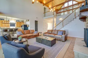 Scenic Canyon Lake Vacation Home Near Boat Ramp! - Image 3