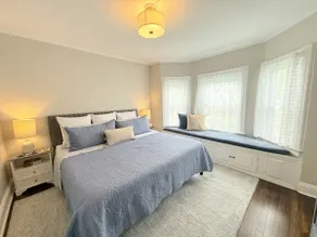 Prime West Hartford Center: Timeless Charm - Image 5