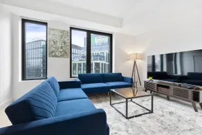 High end 2BR 2BA unit in Seaport - Image 5