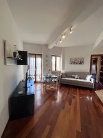 GaLi Golden House - Image 2
