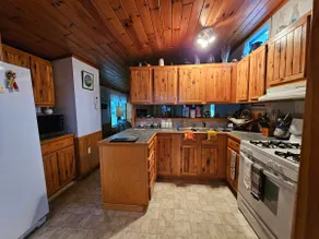 1066 Hastings House - Image 5