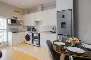 Luxury living in Fulham 1 - Image 5