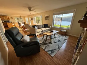 Private lakefront escape–kayak, swim & fish in ME - Image 3