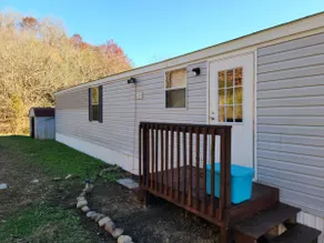 2 Bed 2 Bath 15 Acre Mountain Getaway - Image 3