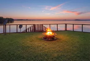 Lakefront Oasis with Private Hot Tub - Image 3