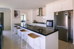 Beachside Retreat | Pool, Mountain Views, 4BR - Image 5