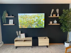Cozy Living - Centrally Located - Image 5